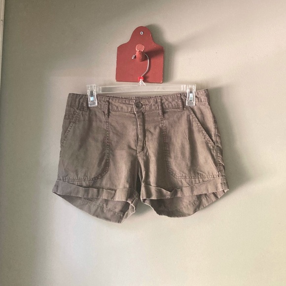 Gap Brown Roll Cuff Shorts 6 - Picture 1 of 7